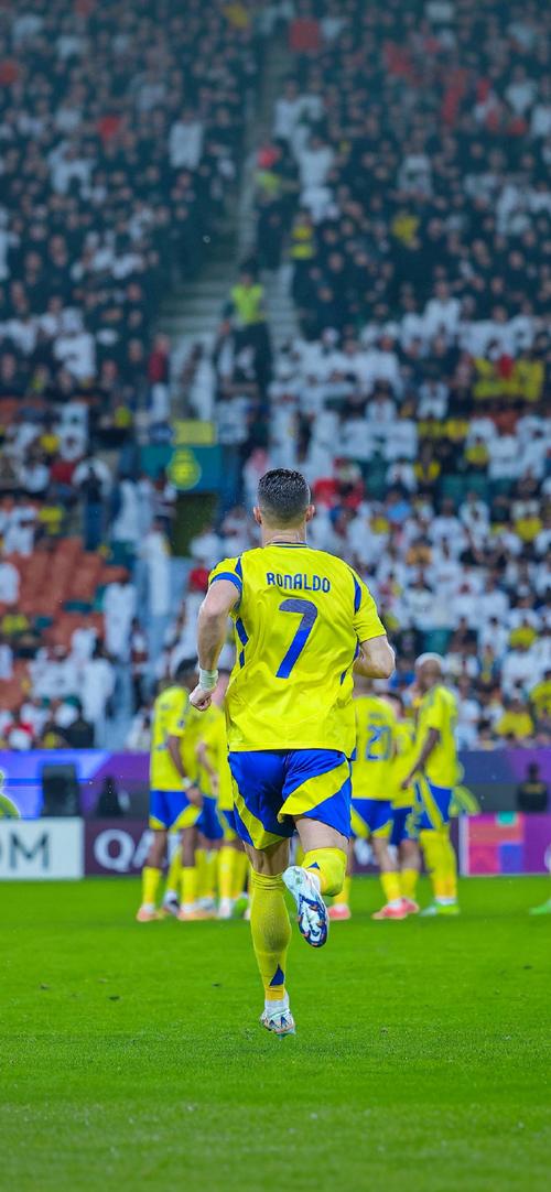 柏林联合vs弗赖堡：容诺夫、斯卡克首发，金特尔、格里福出战（柏林联合迎战弗赖堡：容诺夫、斯卡克先发，金特尔、格里福出场）