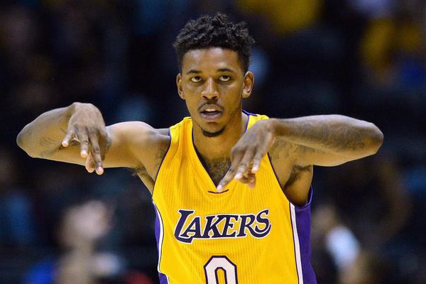 拉齐奥公布战国米名单：扎卡尼、佩德罗在列，6名球员缺阵（拉齐奥战国米名单出炉：扎卡尼、佩德罗入选，6人缺阵）