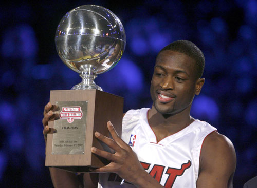 弗里克：理解亚马尔对换下不满，下次我会让他坐替补席（弗里克：理解亚马尔对被换下不满，下次将安排他打替补）