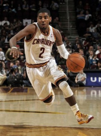 阿媒：阿根廷足协遭司法部门搜查，涉嫌与某金融机构存在关联（阿媒：司法部门突击搜查阿足协，疑与某金融机构有牵连）