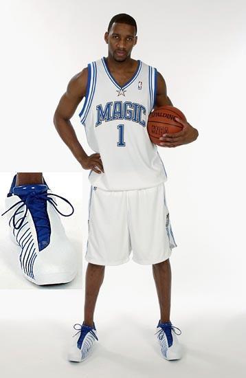 杨铭锐：先踢好中超再说留洋，最想去西班牙（杨铭锐：立足中超再谈留洋，首选西班牙）