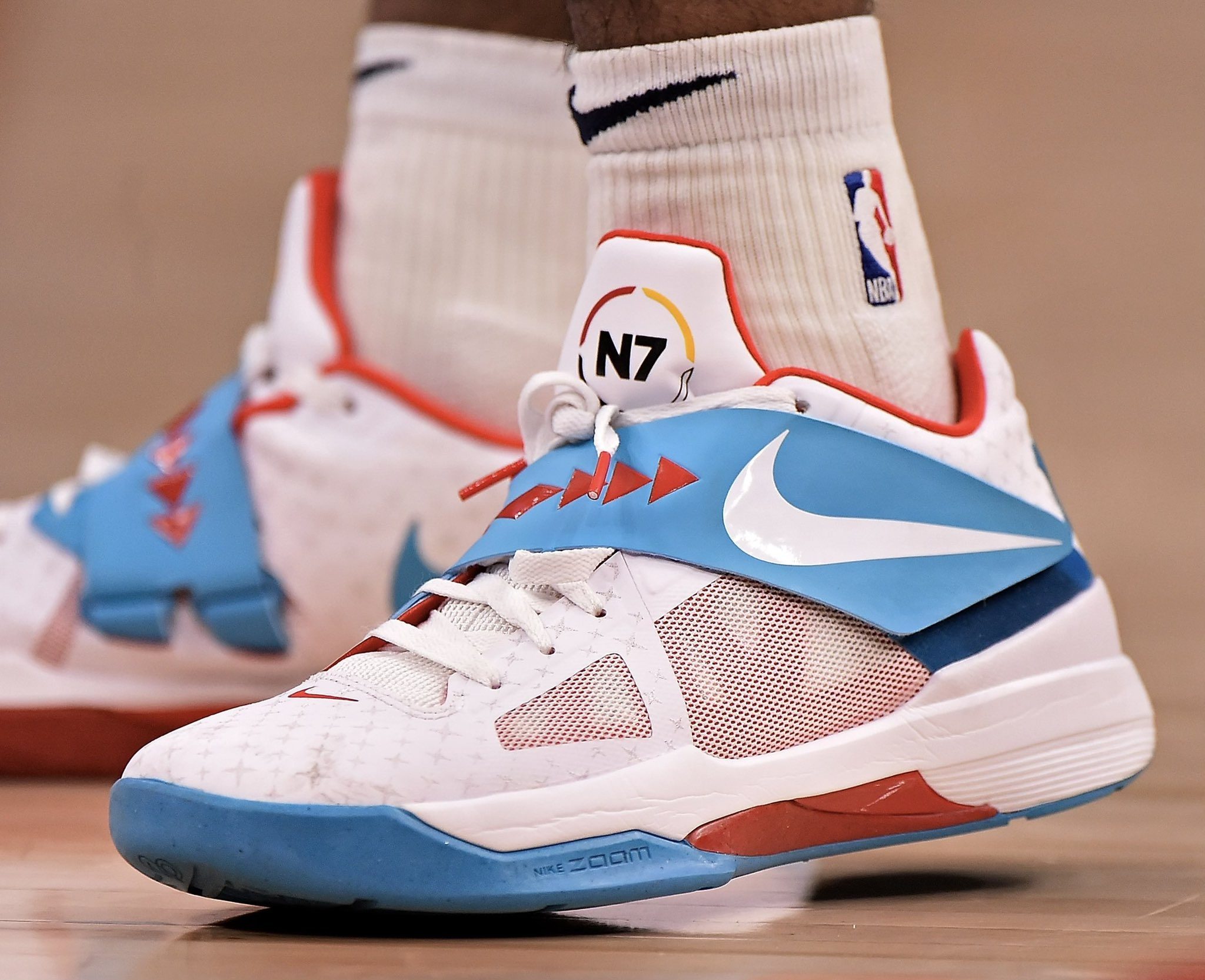 弗罗因德：为卡尔入选德国U21队高兴，希望他能获得出场机会（弗罗因德为卡尔跻身德国U21欣喜，盼其获得出场机会）