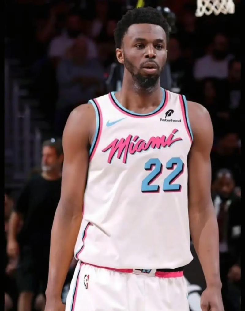 吴启鹏：希望25岁之前入选国家队，最想要去德国留洋（吴启鹏：目标25岁前进国家队，留洋首选德国）