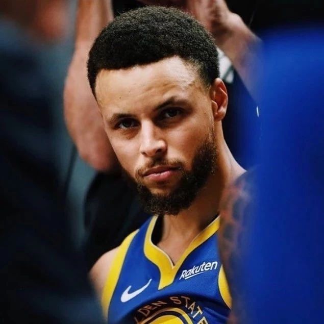 曼城大幅轮换？夸安萨：他们今晚首发的球员有些也是世界级的（曼城或大轮换？夸安萨：今晚首发仍有多名世界级球员）