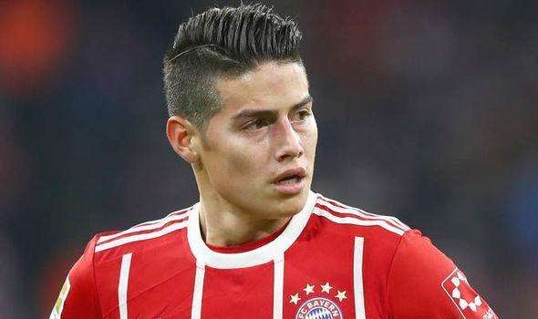 波兰主帅：要帮扎莱夫斯基找回状态；我觉得莱万还没决定未来（波兰主帅：力助扎莱夫斯基重拾状态；称莱万未来尚未确定）