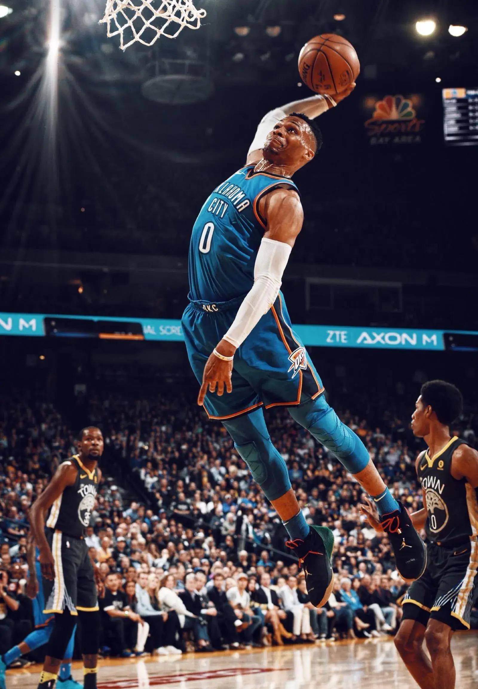 皇家马德里VS毕尔巴鄂竞技：姆巴佩触底反弹，阿隆索战术决胜关键（皇家马德里对阵毕尔巴鄂竞技：姆巴佩强势回暖，阿隆索战术或定胜负）